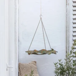 Dehner Natura Vogeltränke Ruacana, Ca. Ø35/H55 Cm 9 Dehner Natura Vogeltränke Ruacana, Ca. Ø35/H55 Cm -Angebote Biohort Store 20221102 WE MO 005 DehnerNaturaVogeltraenkenMetall