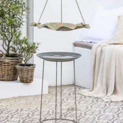 Dehner Natura Vogeltränke Ruacana, Ca. Ø35/H55 Cm 11 Dehner Natura Vogeltränke Ruacana, Ca. Ø35/H55 Cm -Angebote Biohort Store 20221102 WE MO 008 DehnerNaturaVogeltraenkenMetall