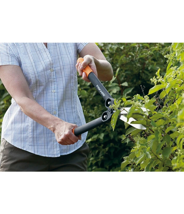 Fiskars PowerGear II Getriebe-Heckenschere HS72 4 Fiskars PowerGear II Getriebe-Heckenschere HS72 – Bild 2