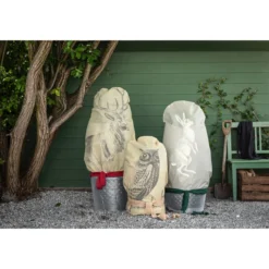 Dehner Pflanzen-Isolierfolie 14 Dehner Pflanzen-Isolierfolie -Angebote Biohort Store 6702765 3082997 WE MO 005 VlieshaubeHaseBeige