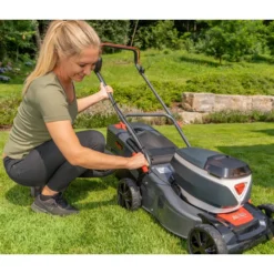 AL-KO Akku-Rasenmäher 42.2 LI Comfort, Inkl. 2 Akkus 17 AL-KO Akku-Rasenmäher 42.2 LI Comfort, Inkl. 2 Akkus -Angebote Biohort Store 6942668 WE DE 002 AkkuRasenmaeherComfort