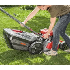 AL-KO Benzinrasenmäher 46.0 SP-A Comfort 17 AL-KO Benzinrasenmäher 46.0 SP-A Comfort -Angebote Biohort Store 6942858 WE DE 005 RasenmaeherComfortSPAComfort